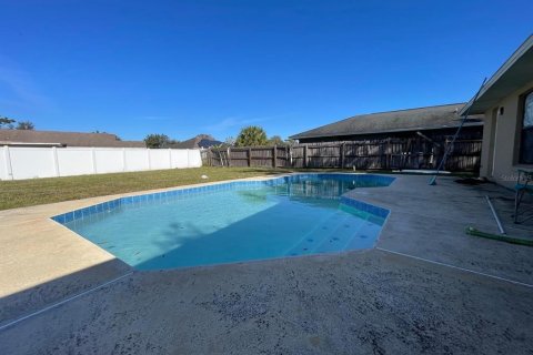 House in Kissimmee, Florida 3 bedrooms, 107.67 sq.m. № 1532588 - photo 18