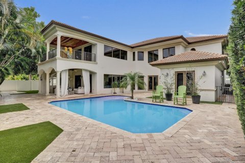 Casa en venta en Fort Lauderdale, Florida, 5 dormitorios, 476.68 m2 № 2174234 - foto 2