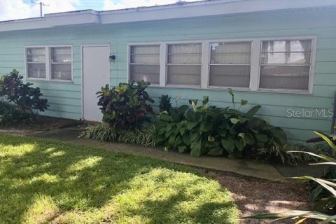 House in Auburndale, Florida 4 bedrooms, 174.66 sq.m. № 1873791 - photo 2
