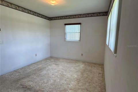 House in Auburndale, Florida 4 bedrooms, 174.66 sq.m. № 1873791 - photo 23