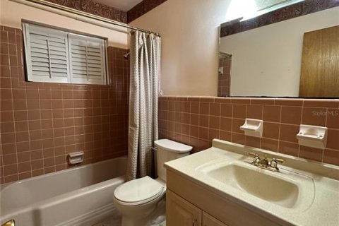 House in Auburndale, Florida 4 bedrooms, 174.66 sq.m. № 1873791 - photo 26