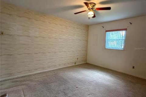 House in Auburndale, Florida 4 bedrooms, 174.66 sq.m. № 1873791 - photo 16