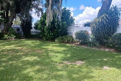 House in Auburndale, Florida 4 bedrooms, 174.66 sq.m. № 1873791 - photo 4