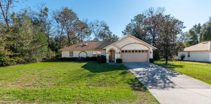 Casa en Ocala, Florida 3 dormitorios, 157.1 m2 № 2096949