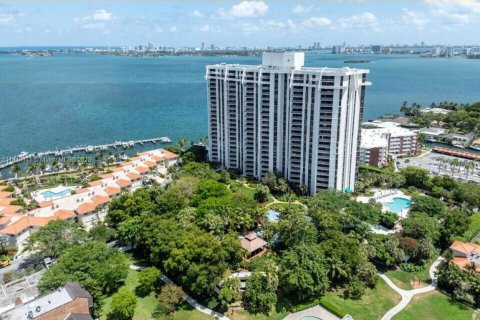 Condominio en venta en Miami, Florida, 2 dormitorios, 117.8 m2 № 1855063 - foto 23