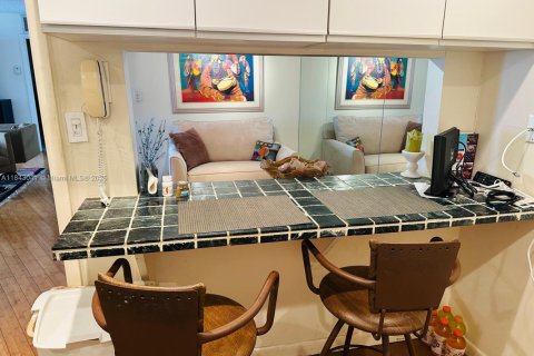 Condominio en venta en Miami, Florida, 2 dormitorios, 117.8 m2 № 1855063 - foto 7