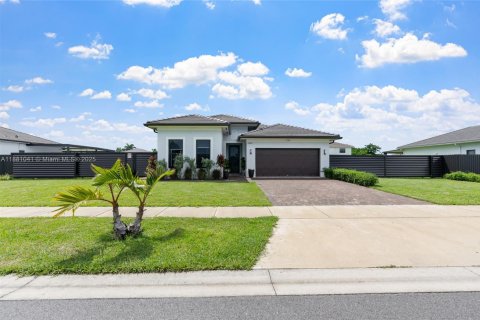 House in Homestead, Florida 4 bedrooms, 193.98 sq.m. № 1922384 - photo 2