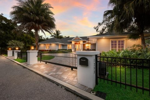 Casa en Sarasota, Florida 4 dormitorios, 321.81 m2 № 2099449