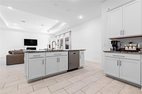 Casa en venta en Cape Coral, Florida, 4 dormitorios, 222.59 m2 № 1855553 - foto 19