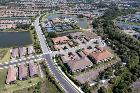 Condo in Sarasota, Florida, 2 bedrooms  № 2196124 - photo 25