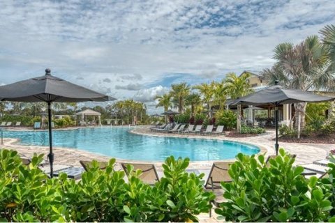 Condo in Sarasota, Florida, 2 bedrooms  № 2196124 - photo 26