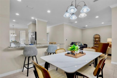 Condo in Sarasota, Florida, 2 bedrooms  № 2196124 - photo 8