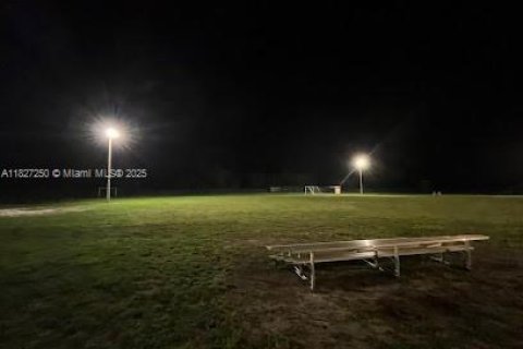 Terrain à vendre à Clewiston, Floride № 2021497 - photo 5