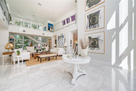 Villa ou maison à louer à Pinecrest, Floride: 6 chambres, 527.59 m2 № 2153298 - photo 10