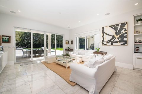 Villa ou maison à louer à Pinecrest, Floride: 6 chambres, 527.59 m2 № 2153298 - photo 24