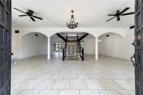 Casa en venta en Ocala, Florida, 5 dormitorios, 772.39 m2 № 1754730 - foto 9