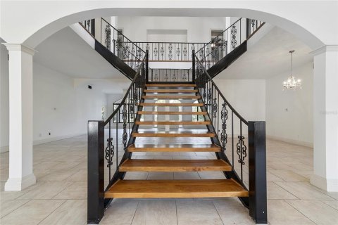 Casa en venta en Ocala, Florida, 5 dormitorios, 772.39 m2 № 1754730 - foto 10