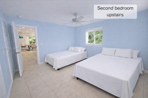 House in Key Largo, Florida 3 bedrooms, 75.81 sq.m. № 2086767 - photo 11