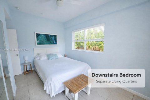 House in Key Largo, Florida 3 bedrooms, 75.81 sq.m. № 2086767 - photo 15