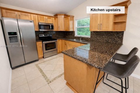 House in Key Largo, Florida 3 bedrooms, 75.81 sq.m. № 2086767 - photo 8