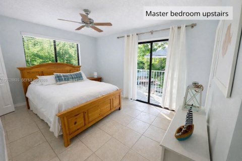 House in Key Largo, Florida 3 bedrooms, 75.81 sq.m. № 2086767 - photo 10