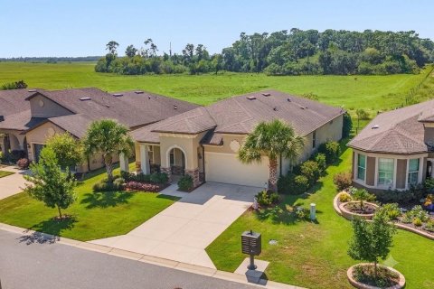 House in Ocala, Florida 4 bedrooms, 203.08 sq.m. № 2290731