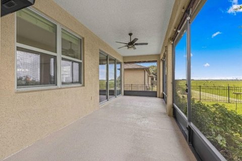 House in Ocala, Florida 4 bedrooms, 203.08 sq.m. № 2290731 - photo 11