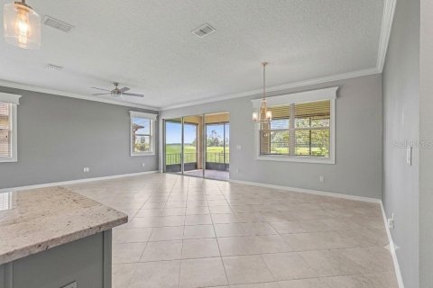 House in Ocala, Florida 4 bedrooms, 203.08 sq.m. № 2290731 - photo 5