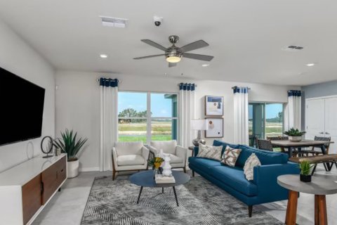 House in SERENOA LAKES in Clermont, Florida 4 bedrooms, 205 sq.m. № 33802 - photo 1
