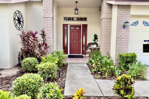House in Hudson, Florida 2 bedrooms, 169.27 sq.m. № 1833652 - photo 4