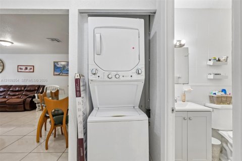 Купить таунхаус в Майами-Гарденс, Флорида 3 спальни, 84.73м2, № 2422962 - фото 22