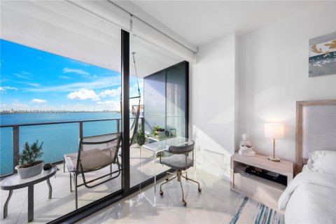 Купить кондоминиум в Майами, Флорида 2 спальни, 99.68м2, № 1984639 - фото 17