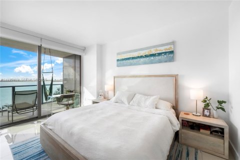 Купить кондоминиум в Майами, Флорида 2 спальни, 99.68м2, № 1984639 - фото 14
