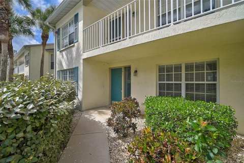 Condominio en venta en Venice, Florida, 2 dormitorios, 117.15 m2 № 1623079 - foto 1