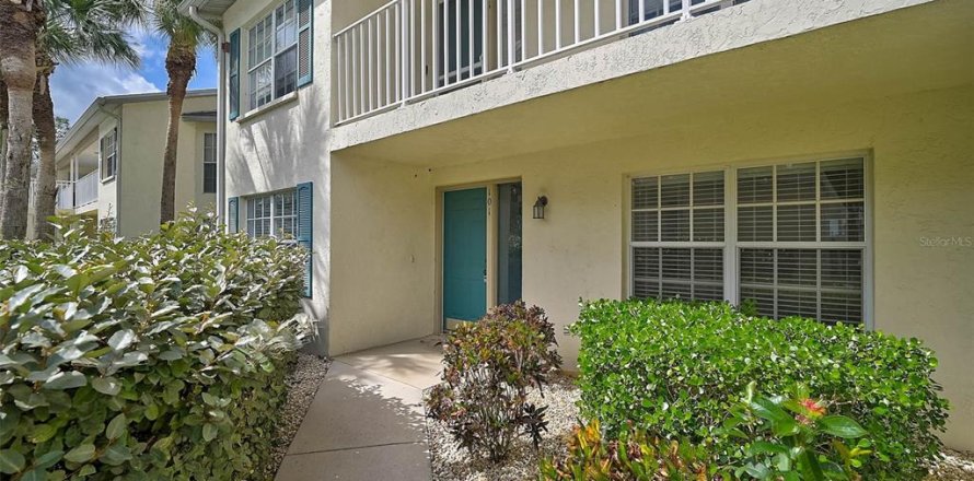 Condominio en Venice, Florida, 2 dormitorios  № 1623079
