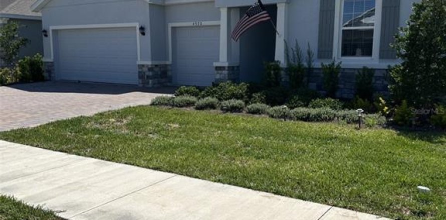 Casa en Ocala, Florida 4 dormitorios, 264.12 m2 № 2157974