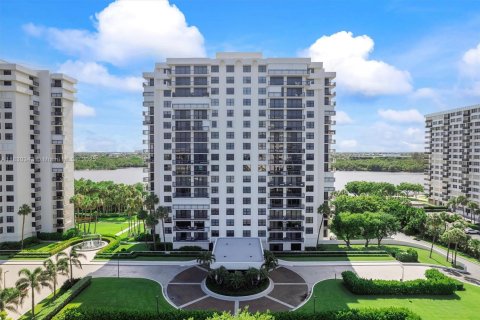 Condo in Boca Raton, Florida, 2 bedrooms  № 1807656 - photo 25
