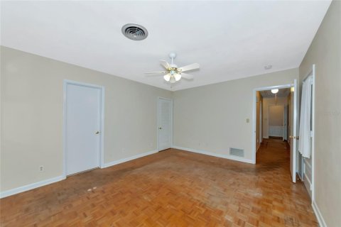 House in Bradenton, Florida 3 bedrooms, 192.21 sq.m. № 1733968 - photo 21