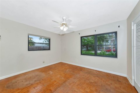 House in Bradenton, Florida 3 bedrooms, 192.21 sq.m. № 1733968 - photo 30