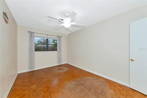 House in Bradenton, Florida 3 bedrooms, 192.21 sq.m. № 1733968 - photo 27