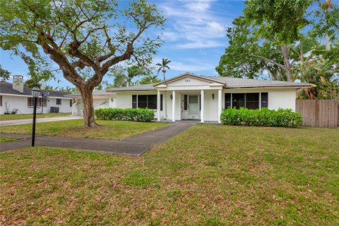 House in Bradenton, Florida 3 bedrooms, 192.21 sq.m. № 1733968 - photo 4