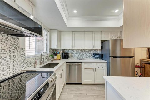 Copropriété à vendre à Bradenton, Floride: 2 chambres, 98.1 m2 № 1735001 - photo 10