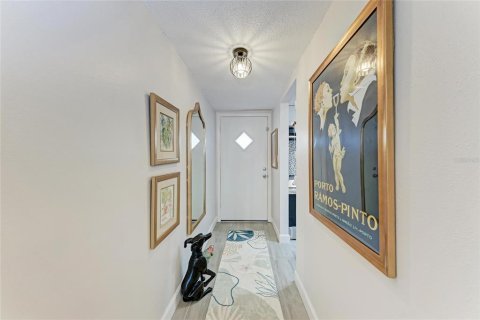Copropriété à vendre à Bradenton, Floride: 2 chambres, 98.1 m2 № 1735001 - photo 2