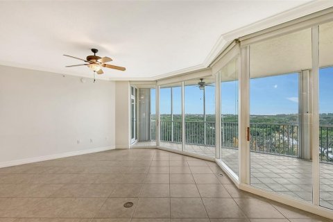 Condo in Osprey, Florida, 3 bedrooms  № 498101 - photo 16