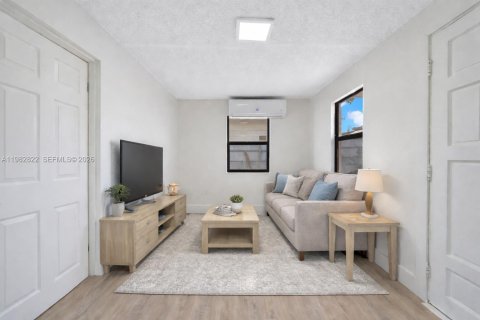 Villa ou maison à louer à Miami, Floride: 2 chambres, 92.9 m2 № 2046771 - photo 6