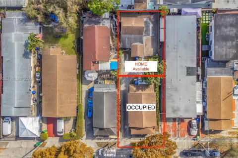 Villa ou maison à louer à Miami, Floride: 2 chambres, 92.9 m2 № 2046771 - photo 12