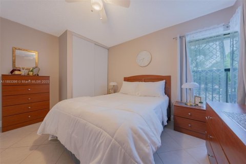 Condo in Coconut Creek, Florida, 3 bedrooms  № 1945492 - photo 27