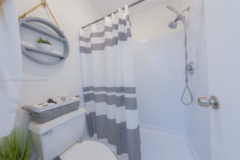 Condo in Coconut Creek, Florida, 3 bedrooms  № 1945492 - photo 19