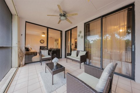 Condo in Coconut Creek, Florida, 3 bedrooms  № 1945492 - photo 24