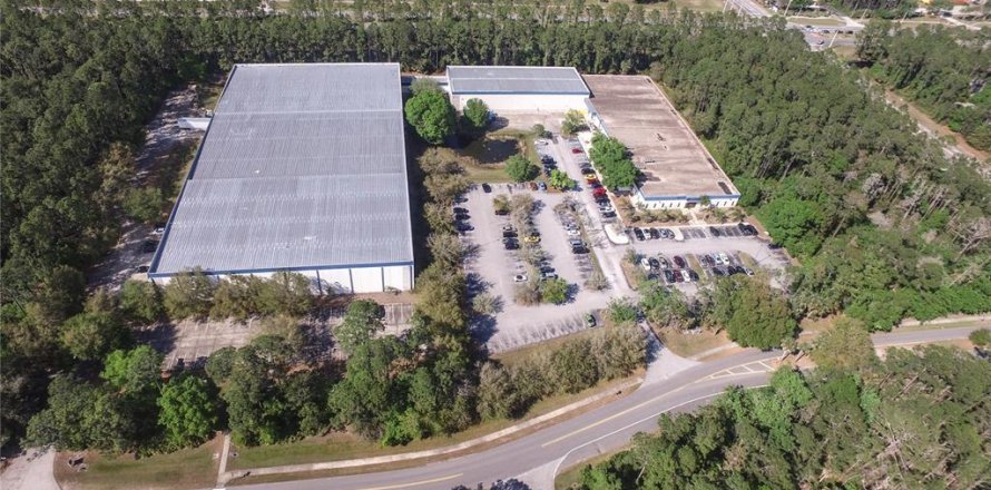Propiedad comercial en Palm Coast, Florida 13437.6 m2 № 1521053